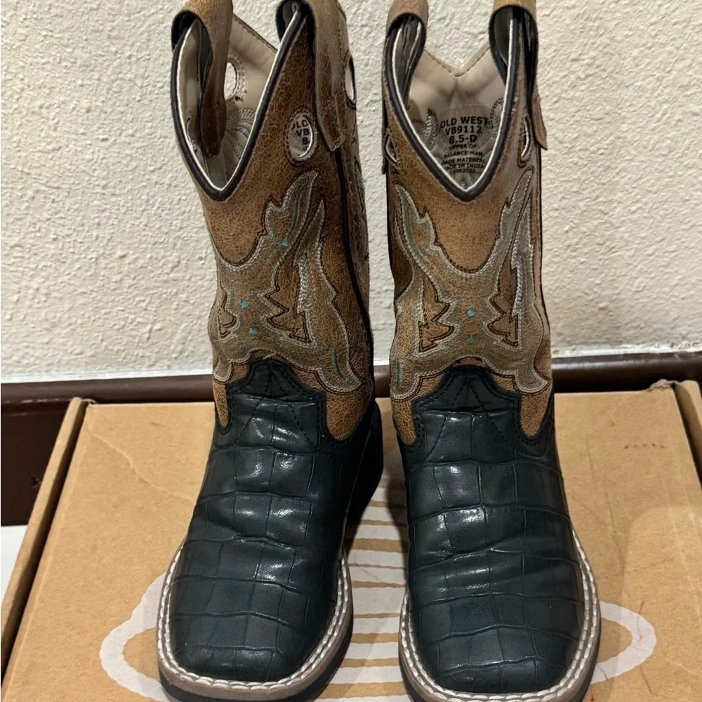 Old West Brown and Cream Leather Boots
